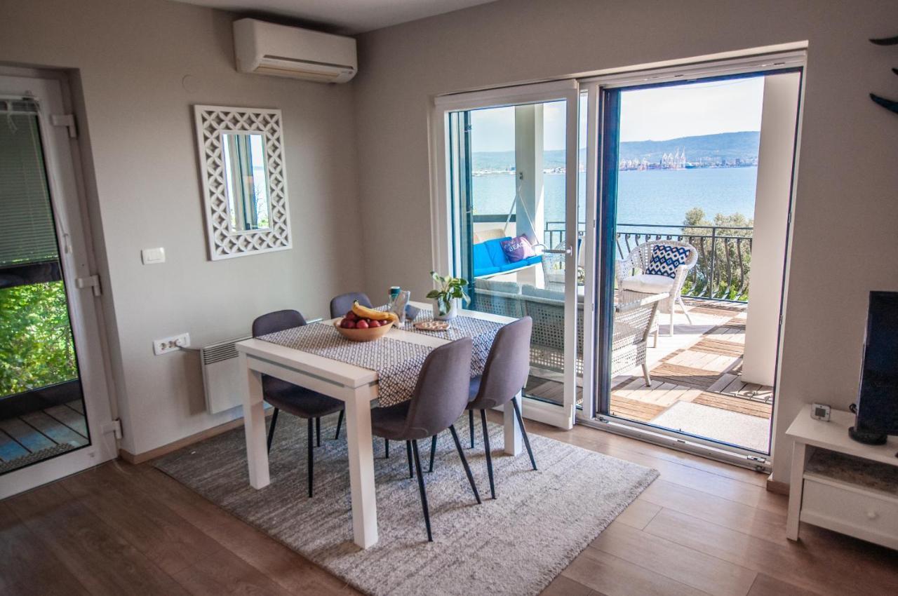 Sea View Apartments Debeli Rtic Ankaran Extérieur photo